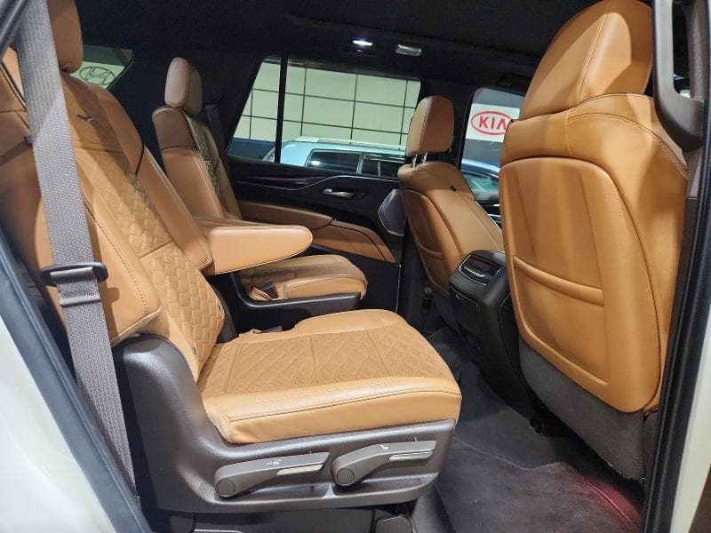 2022 CADILLAC ESCALADE PREMIUM LUXURY 11