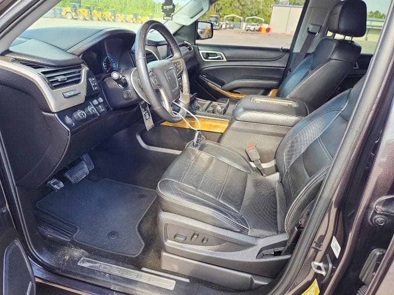 2017 GMC YUKON DENALI 7