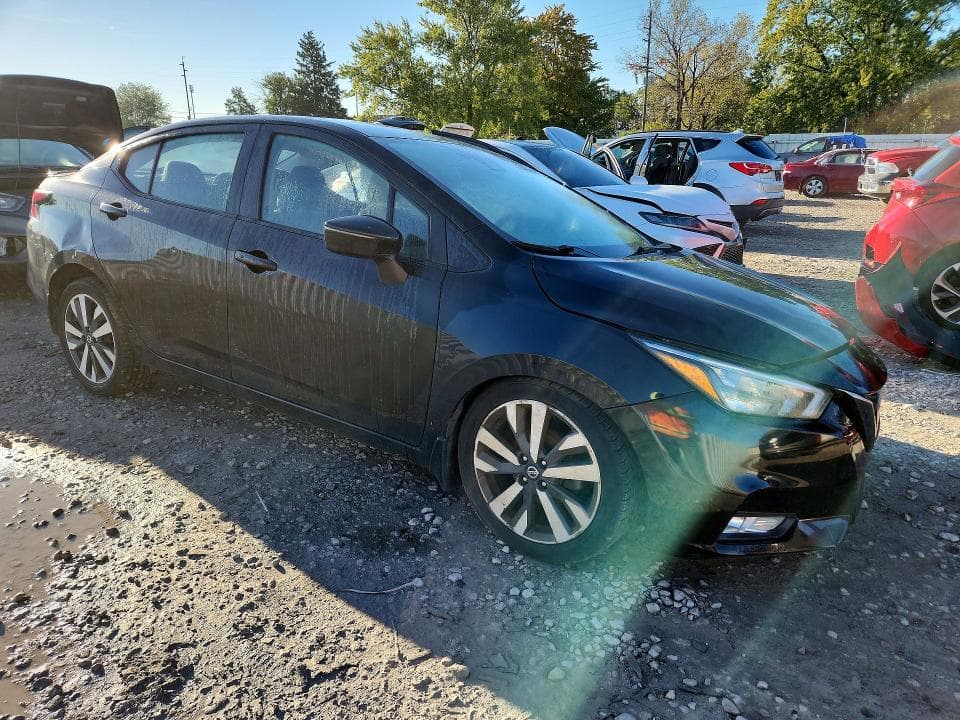 2020 NISSAN VERSA SR 4