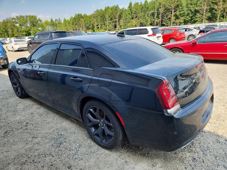2021 CHRYSLER 300 TOURING 2