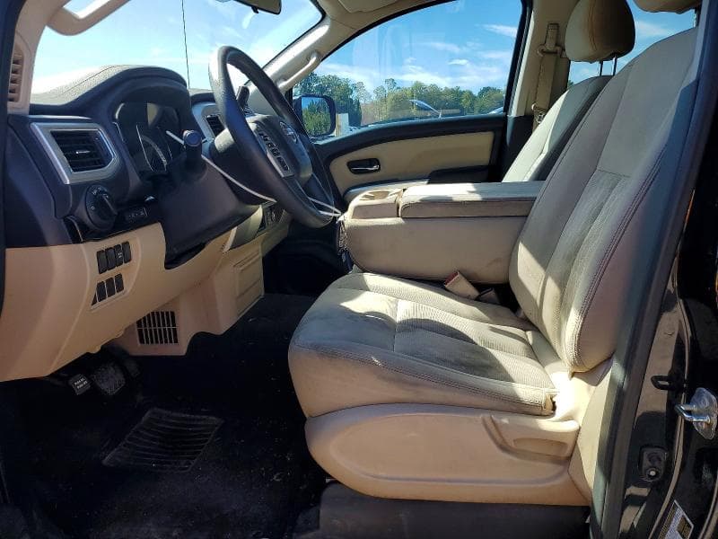 2017 NISSAN TITAN S 7