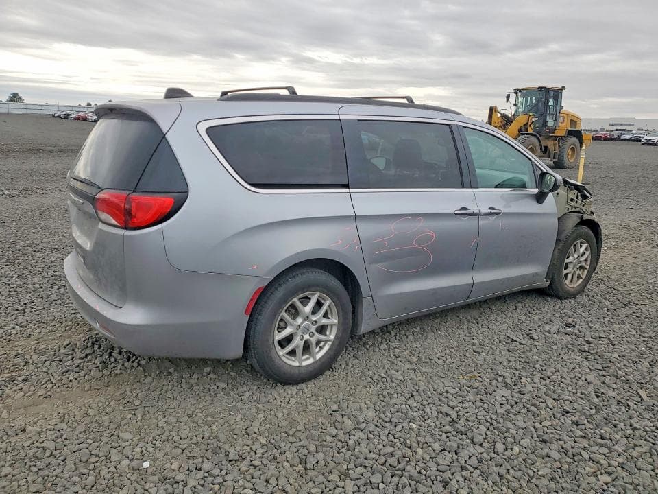 2021 CHRYSLER VOYAGER LXI 3