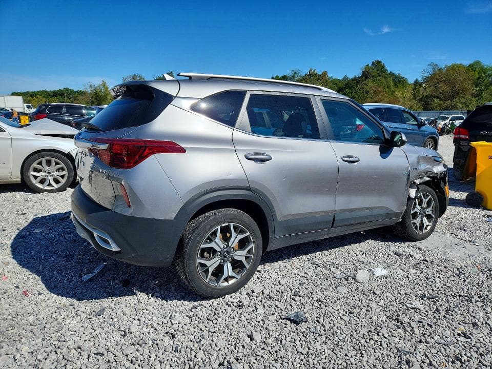 2021 KIA SELTOS EX 3