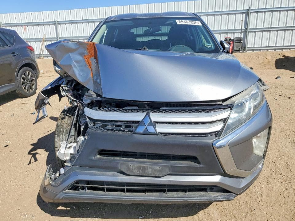 2020 MITSUBISHI ECLIPSE CROSS ES 5