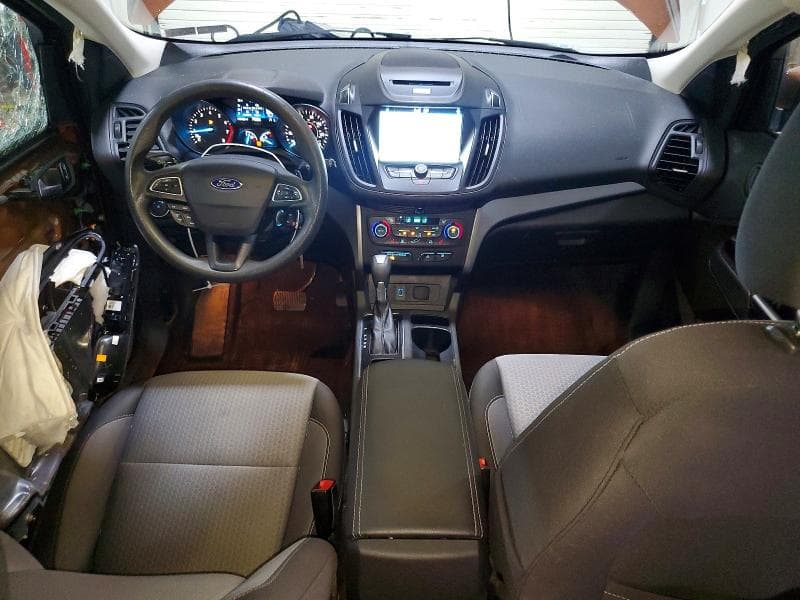 2017 FORD ESCAPE SE 8
