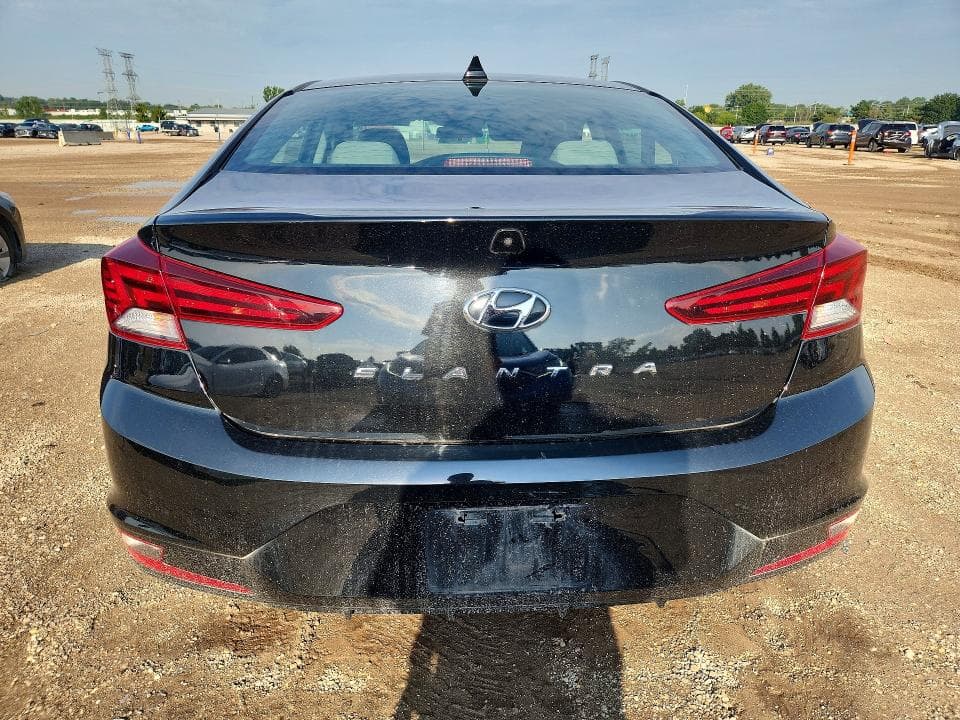 2019 HYUNDAI ELANTRA SEL 6