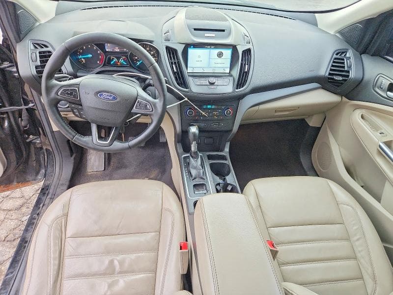 2017 FORD ESCAPE SE 8