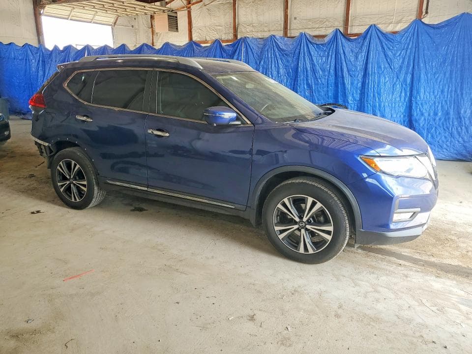 2017 NISSAN ROGUE SL 4