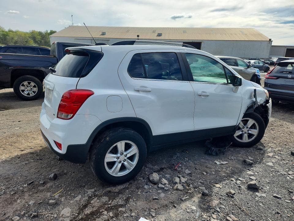 2018 CHEVROLET TRAX 1LT 3