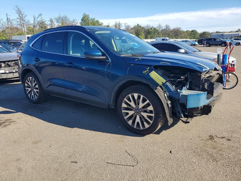 2020 FORD ESCAPE TITANIUM 4