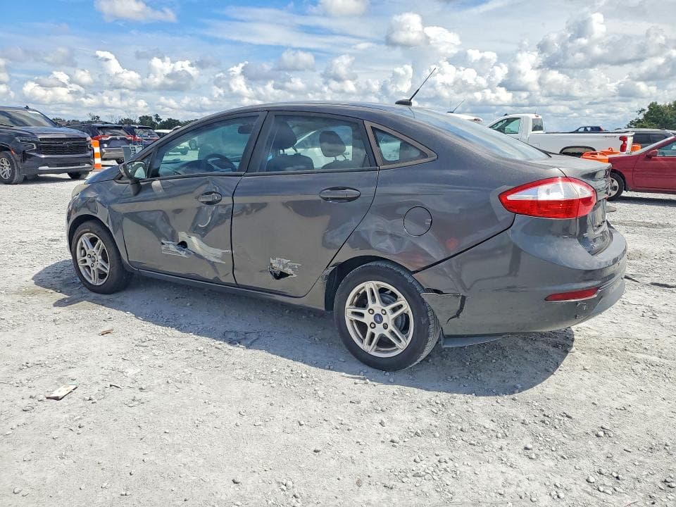 2017 FORD FIESTA SE 2
