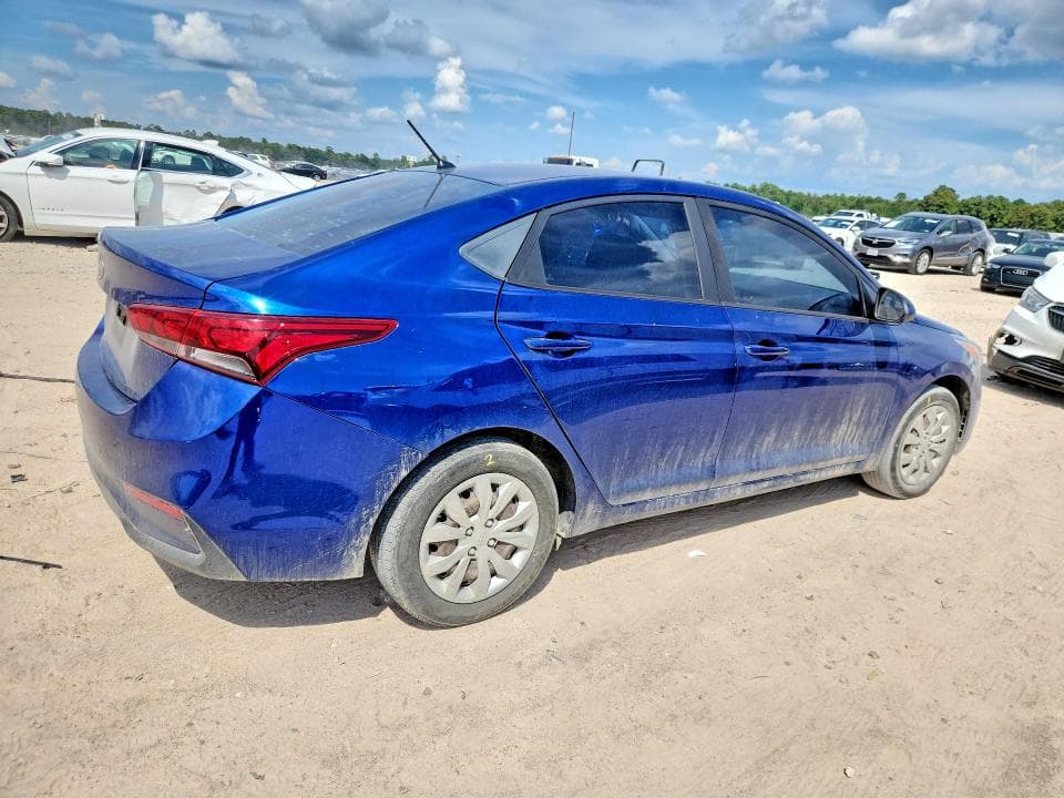 2019 HYUNDAI ACCENT SE 3