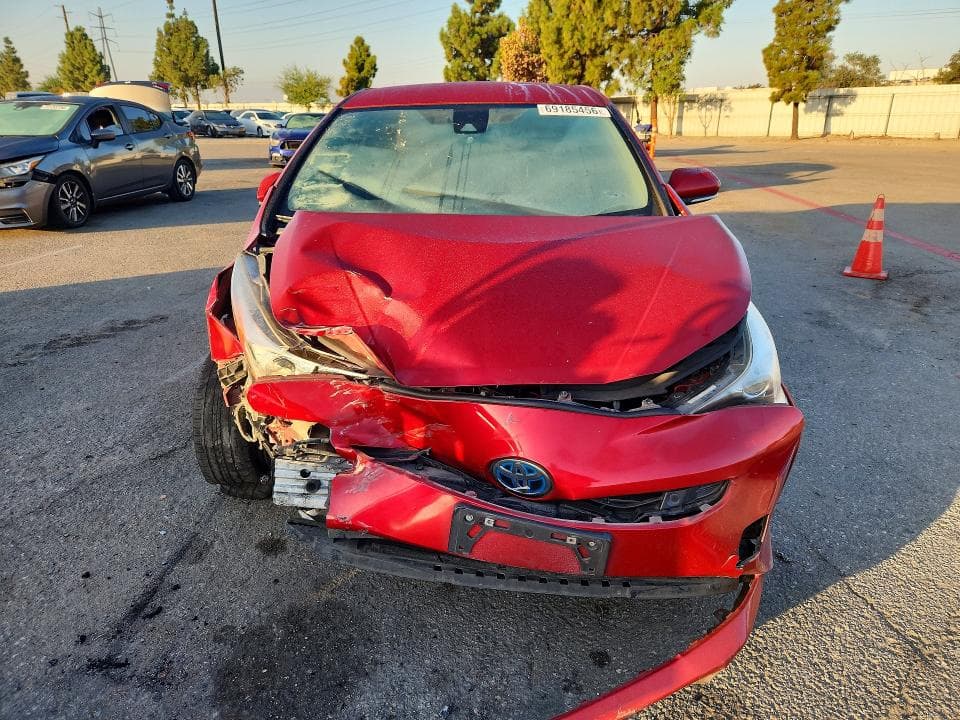 2017 TOYOTA PRIUS TWO 5