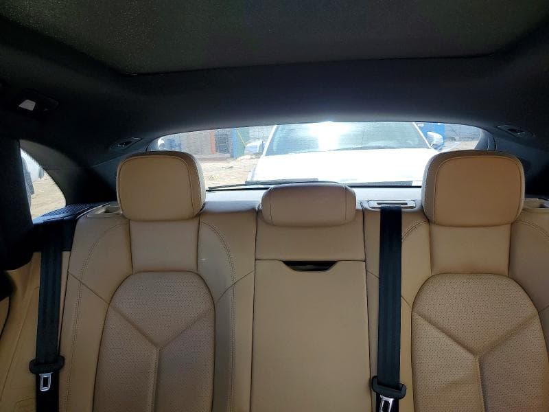 2018 PORSCHE MACAN 10