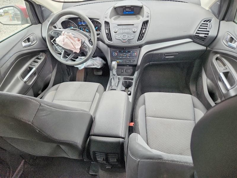 2017 FORD ESCAPE SE 8