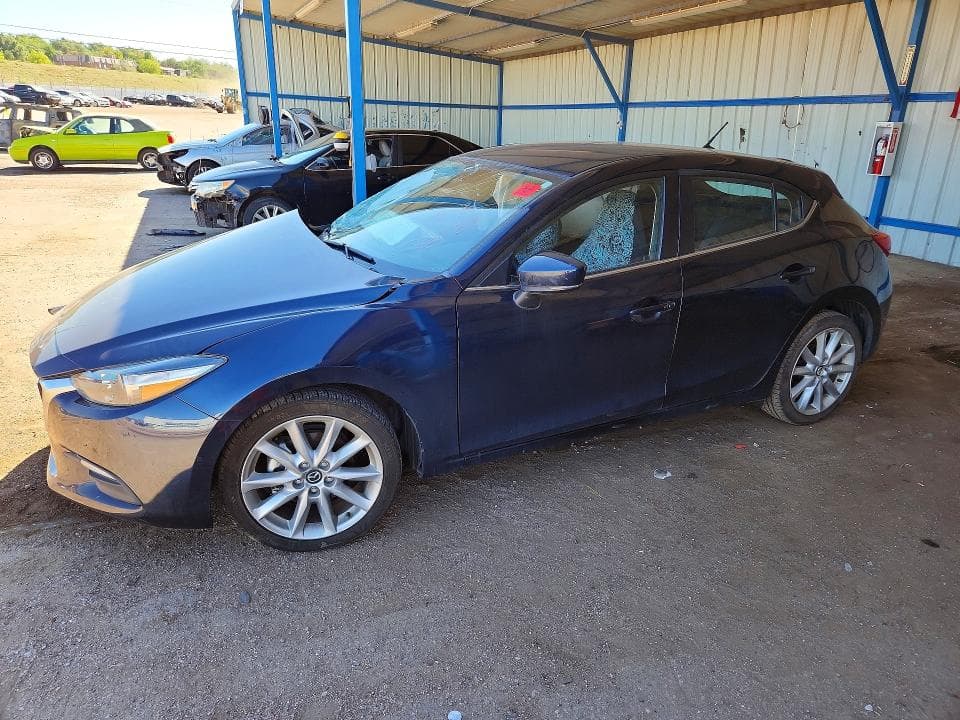 2017 MAZDA 3 TOURING