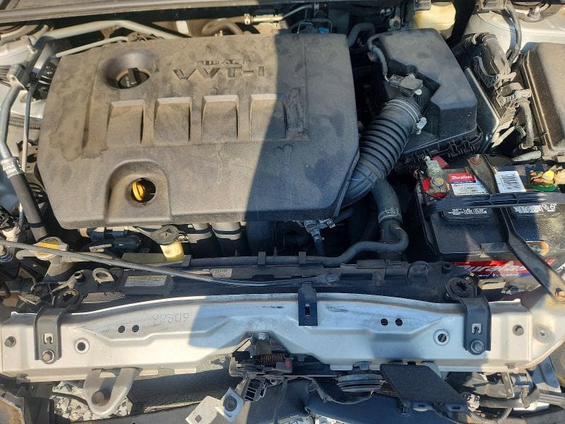 2017 TOYOTA COROLLA SE 11