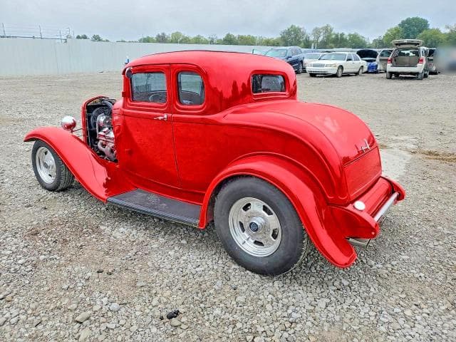 1932 FORD COUPE 2