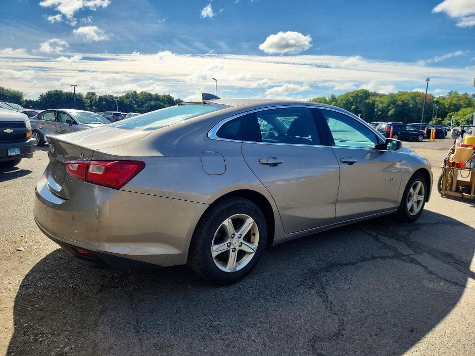 2023 CHEVROLET MALIBU LT 3