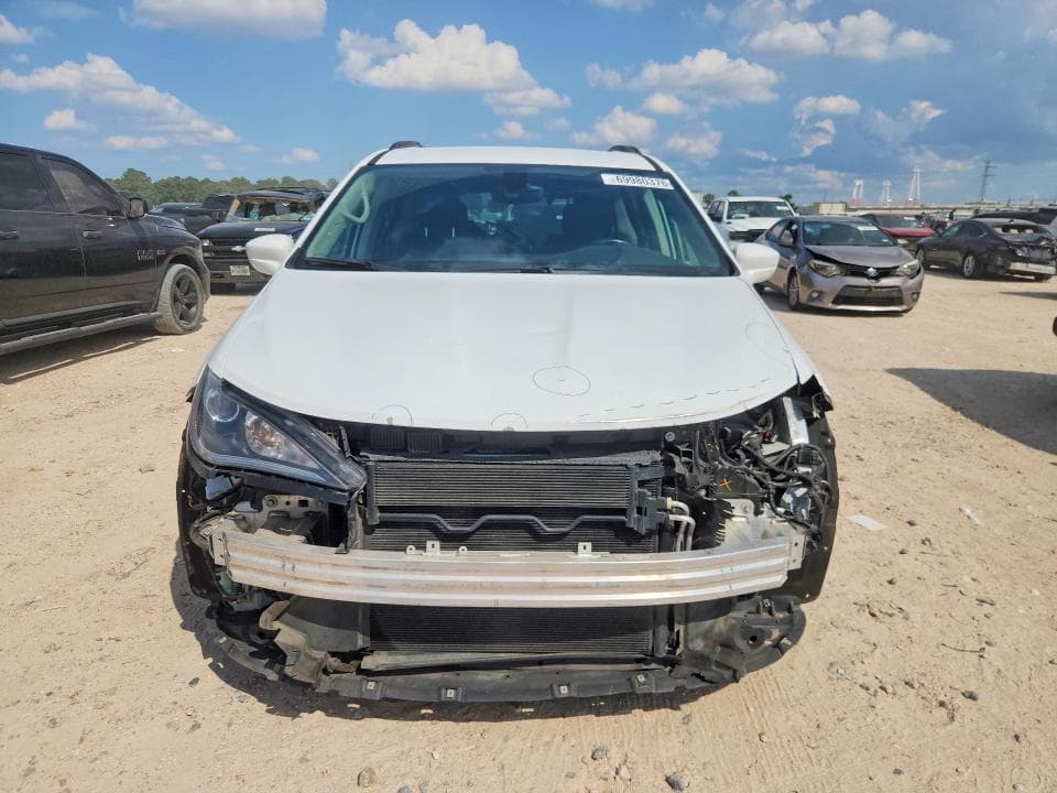 2017 CHRYSLER PACIFICA TOURING L 5
