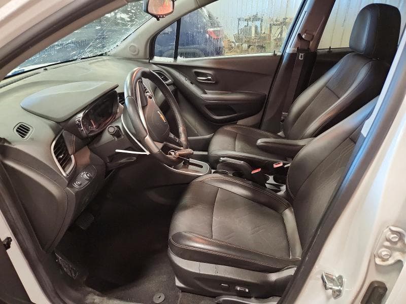 2020 CHEVROLET TRAX 1LT 7
