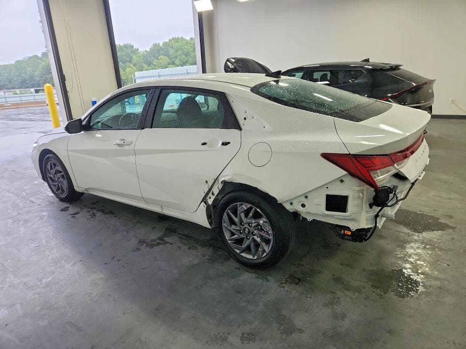 2026 HYUNDAI ELANTRA HYBRID BLUE 2