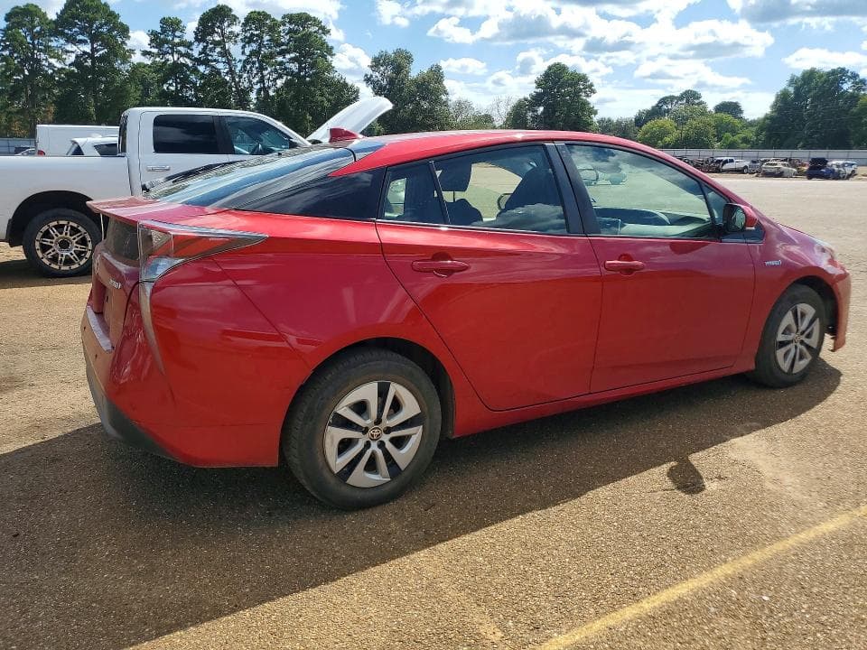 2018 TOYOTA PRIUS THREE 3