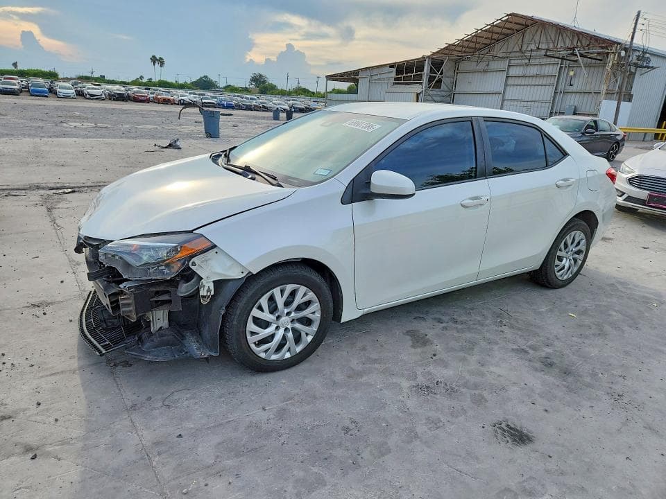 2018 TOYOTA COROLLA LE - 1