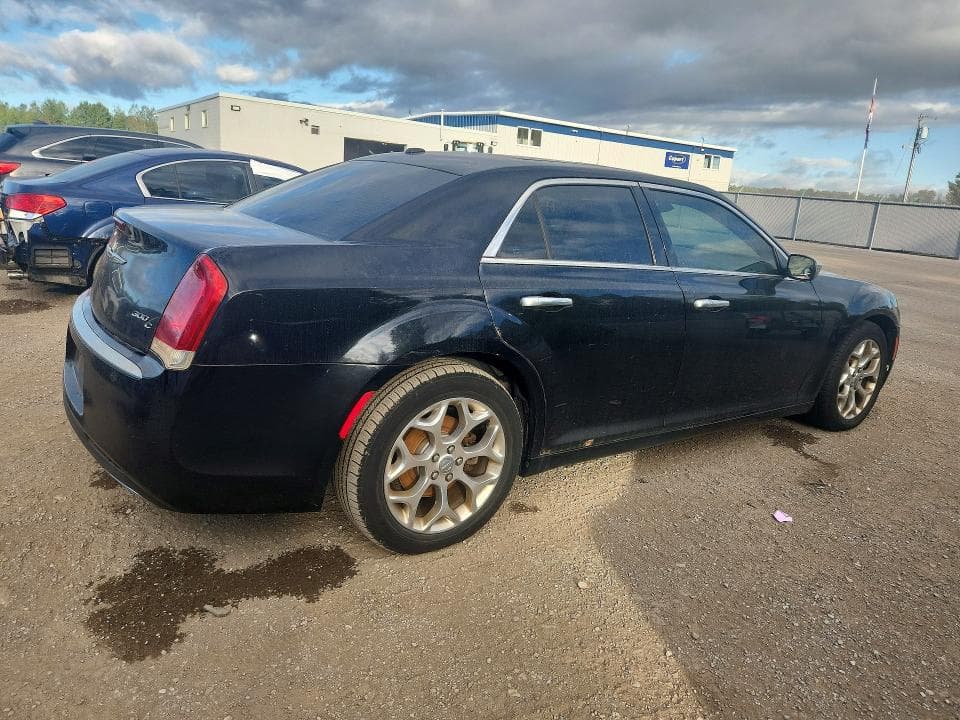 2017 CHRYSLER 300C PLATINUM 3