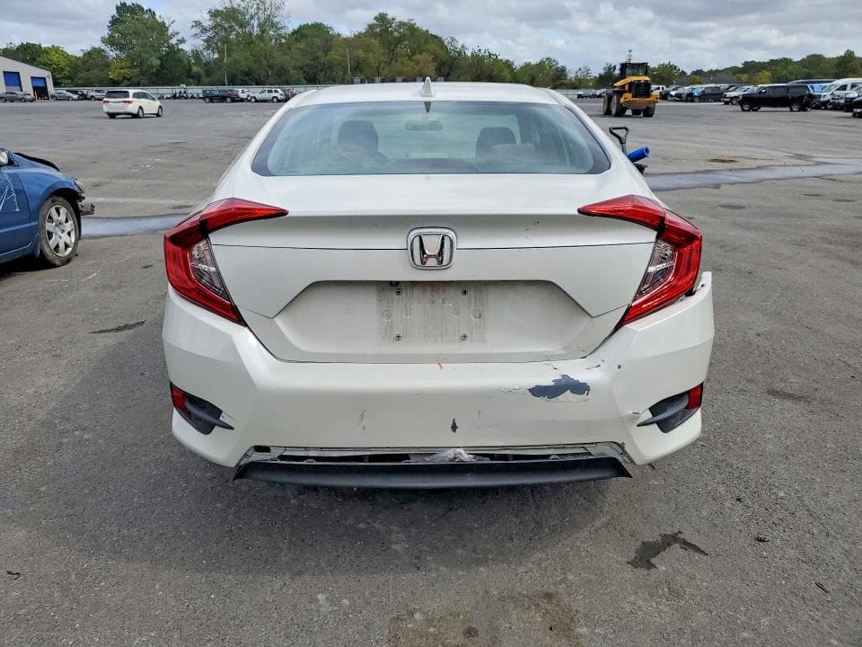 2018 HONDA CIVIC EX 6
