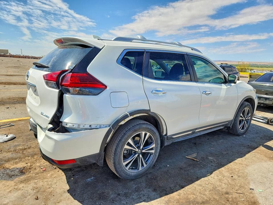 2017 NISSAN ROGUE SL 3
