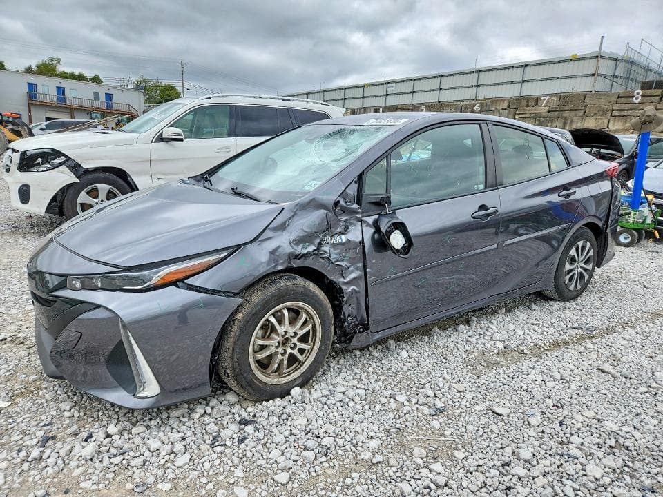 2022 TOYOTA PRIUS PRIME LE