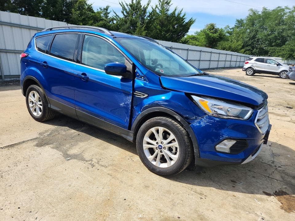 2018 FORD ESCAPE SE 4