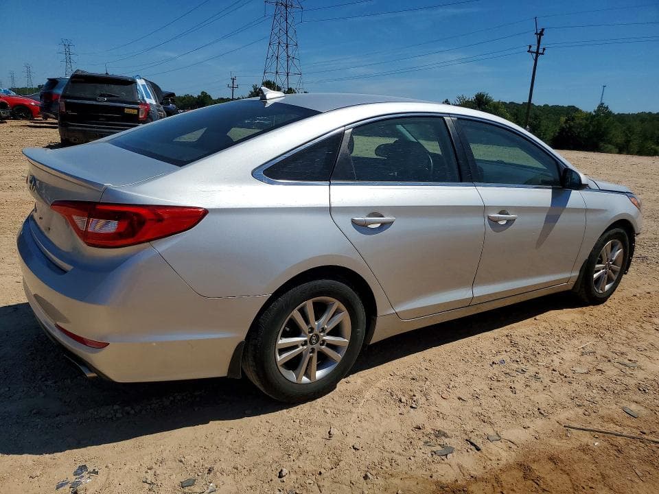 2017 HYUNDAI SONATA SE 3