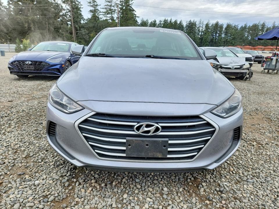 2017 HYUNDAI ELANTRA SE 5