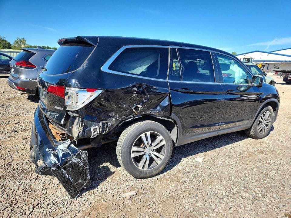 2017 HONDA PILOT EX 3