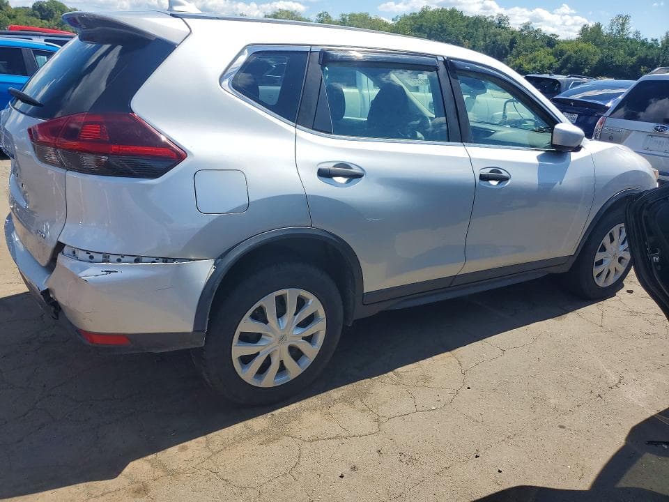 2019 NISSAN ROGUE S 3