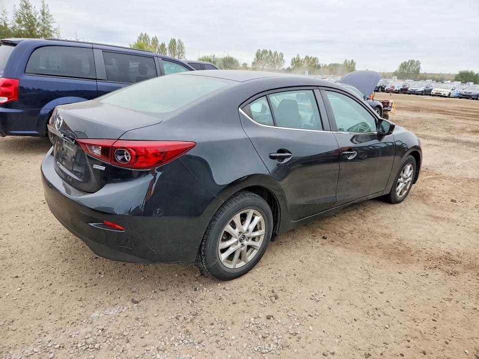 2018 MAZDA 3 GS 3