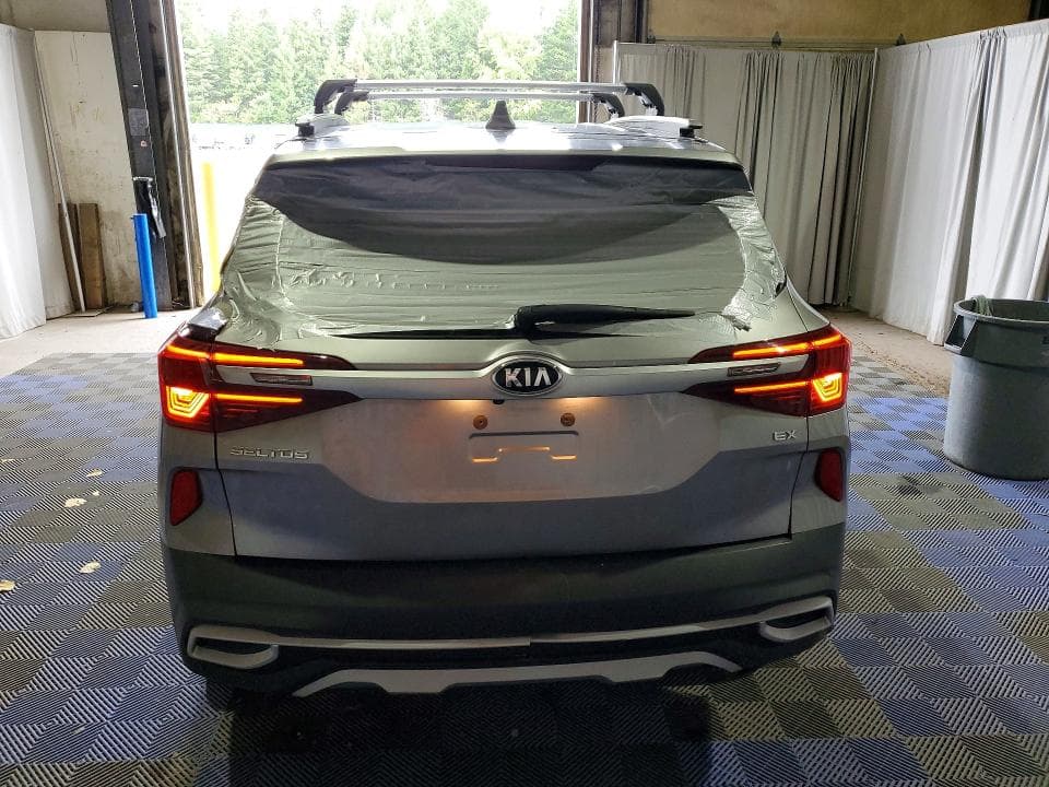 2021 KIA SELTOS EX 6