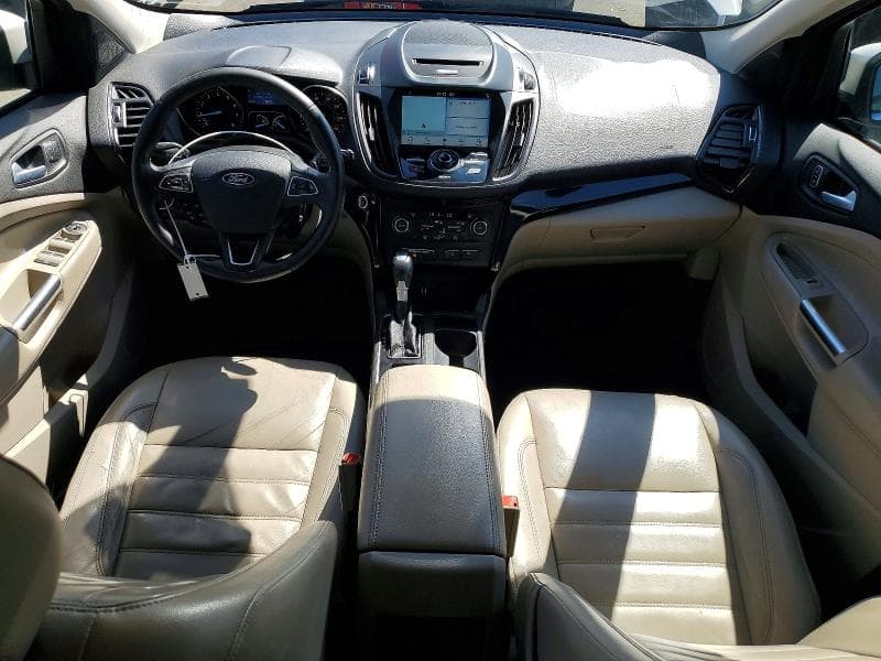 2017 FORD ESCAPE TITANIUM 8