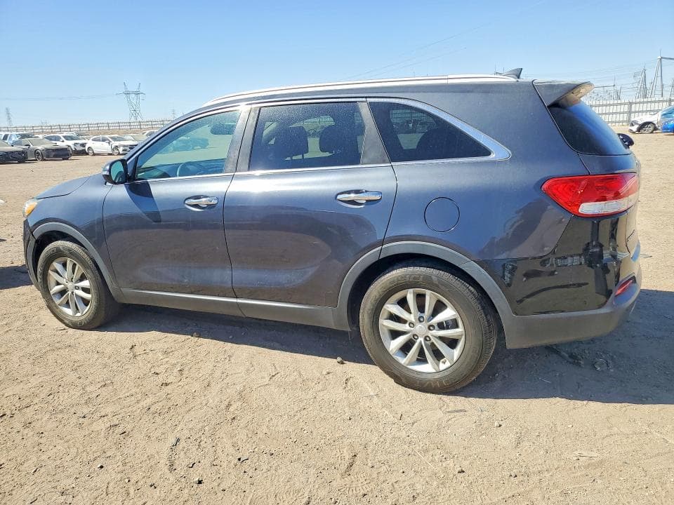 2017 KIA SORENTO LX 2