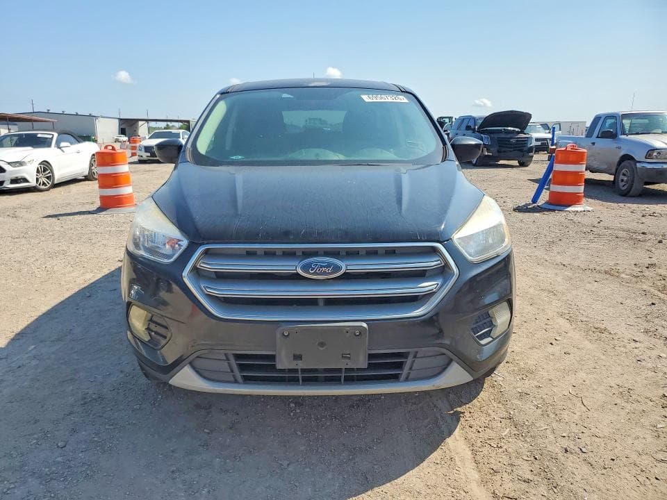 2017 FORD ESCAPE SE 5