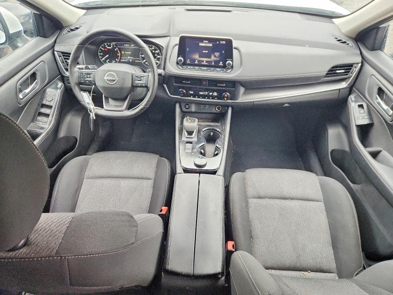 2025 NISSAN ROGUE SV 8