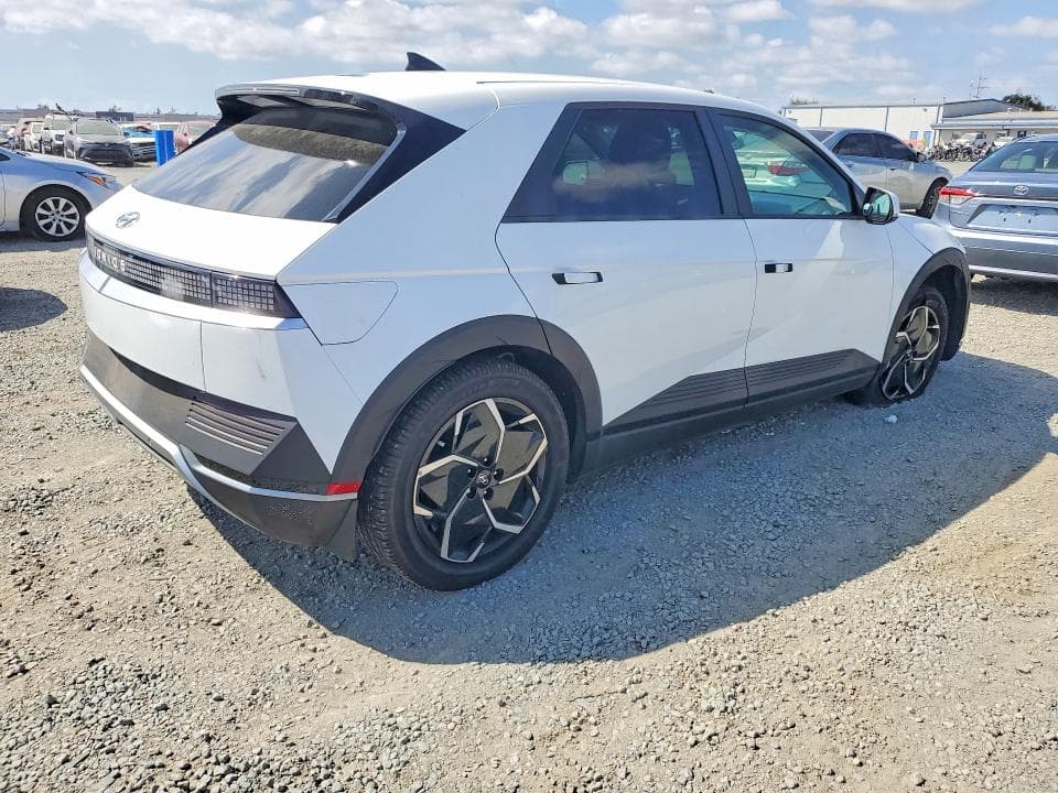 2022 HYUNDAI IONIQ 5 SEL 3