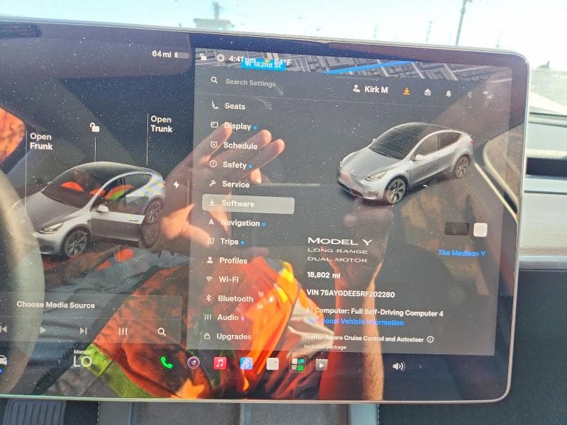 2024 TESLA MODEL Y 9
