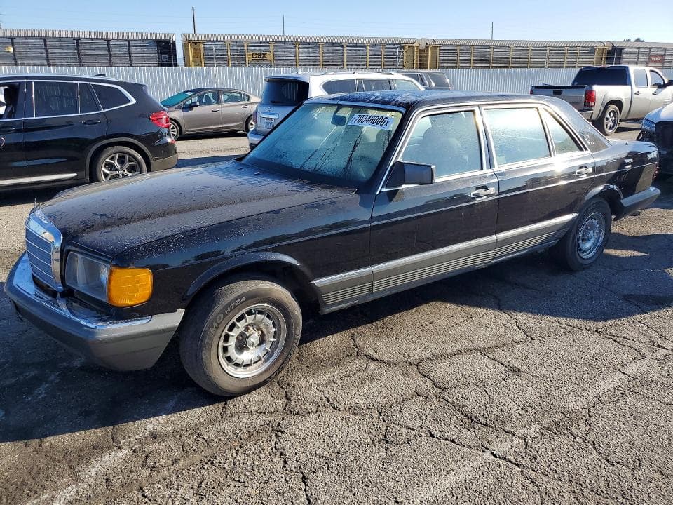 1983 MERCEDES-BENZ 380 SEL