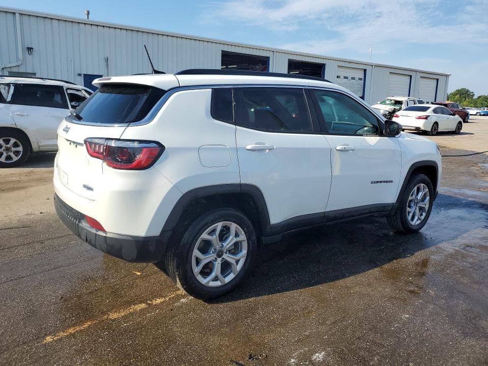2025 JEEP COMPASS LATITUDE 3