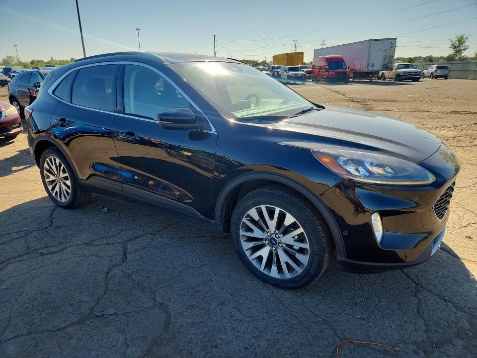 2020 FORD ESCAPE TITANIUM 4