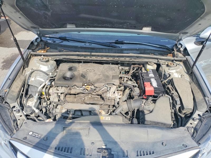 2018 TOYOTA CAMRY LE 11