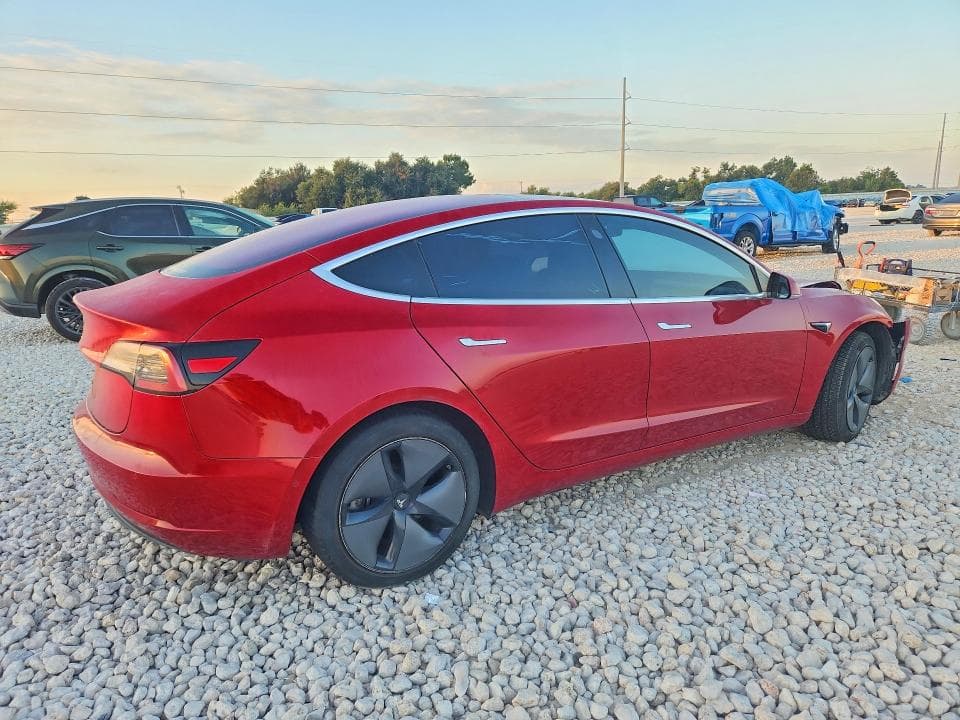 2018 TESLA MODEL 3 3
